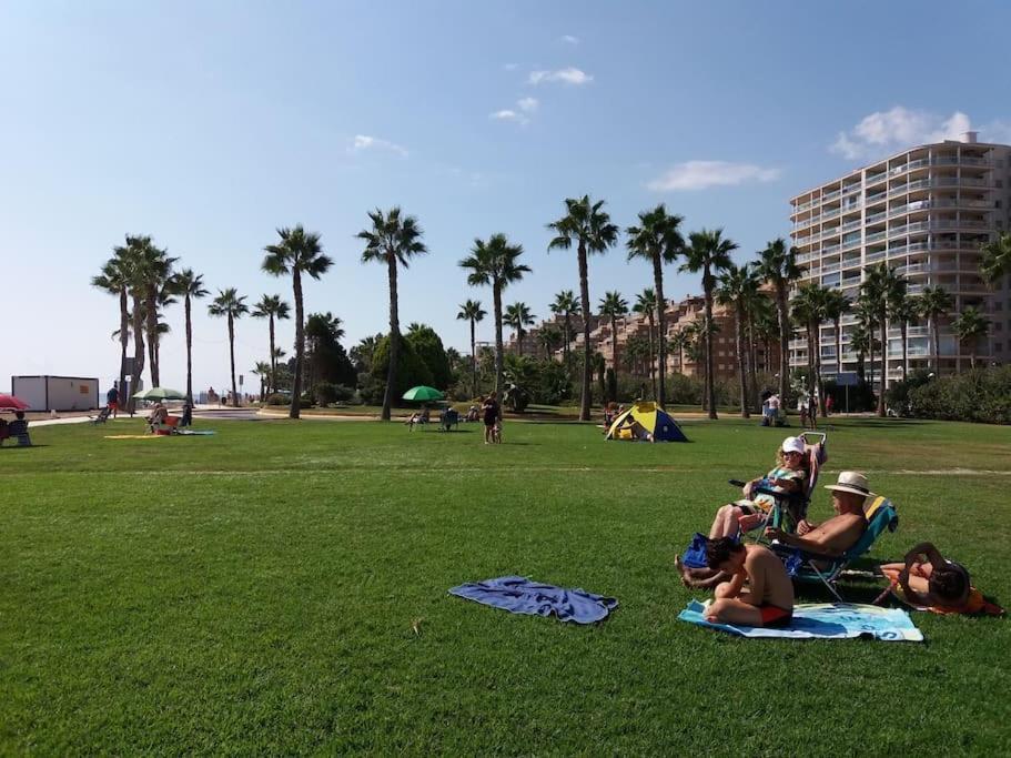 Primera Linea De Playa, Pies En La Arena, Marina D'Or Magic Word El Borseral Экстерьер фото