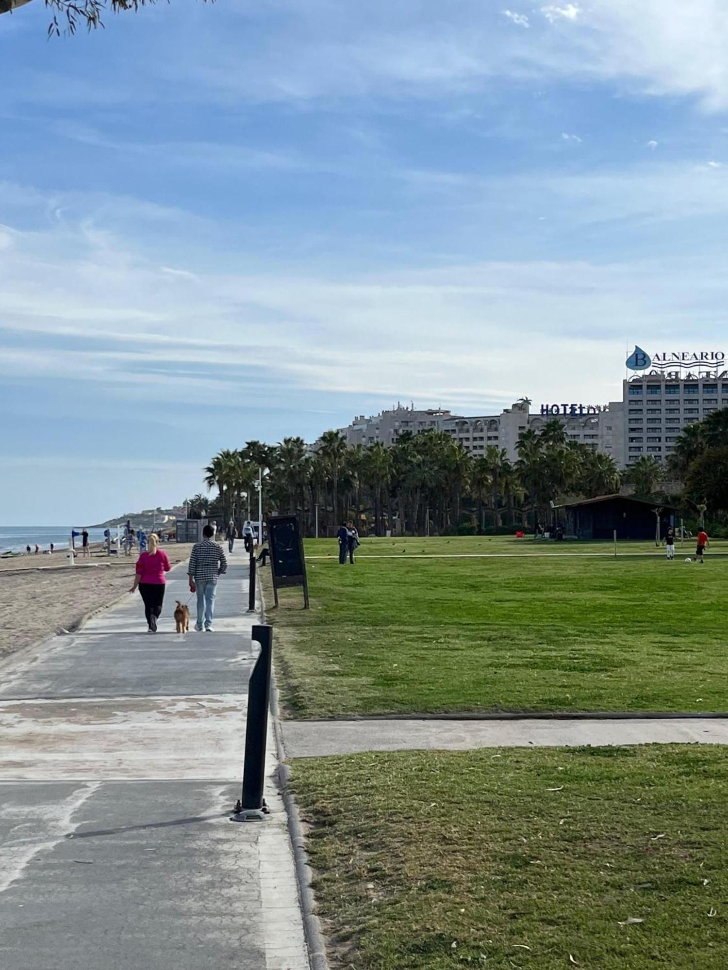 Primera Linea De Playa, Pies En La Arena, Marina D'Or Magic Word El Borseral Экстерьер фото